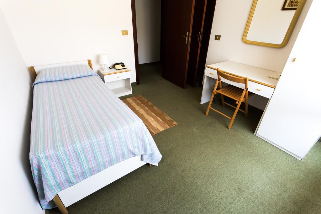 Hotel Krizman Monrupino Chambre photo